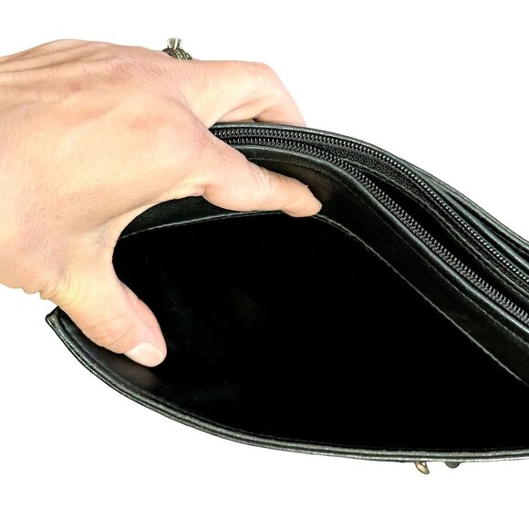 Vintage Tignanello Black Leather Crossbody Bag With Tassel & Multiple Compartmen - Picture 5 of 8